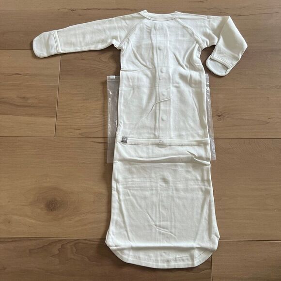 NWT Goumi Kids Cloud Baby Gown SZ 3-6 mo White Convertible Bamboo Sleeper Jamms - Picture 3 of 3